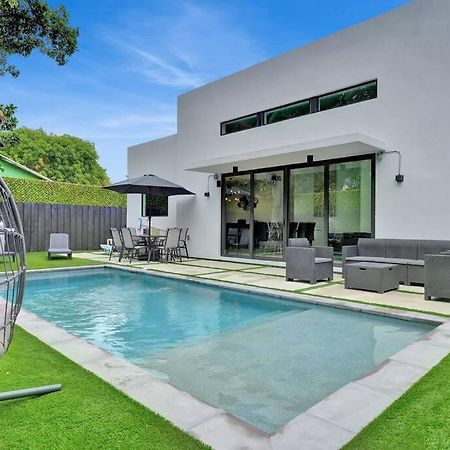 Design House -Heated Pool -Big Yard -Gated Parking Βίλα Μαϊάμι Εξωτερικό φωτογραφία