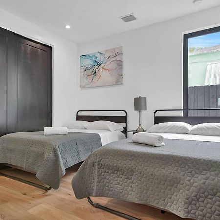 Design House -Heated Pool -Big Yard -Gated Parking Βίλα Μαϊάμι Εξωτερικό φωτογραφία