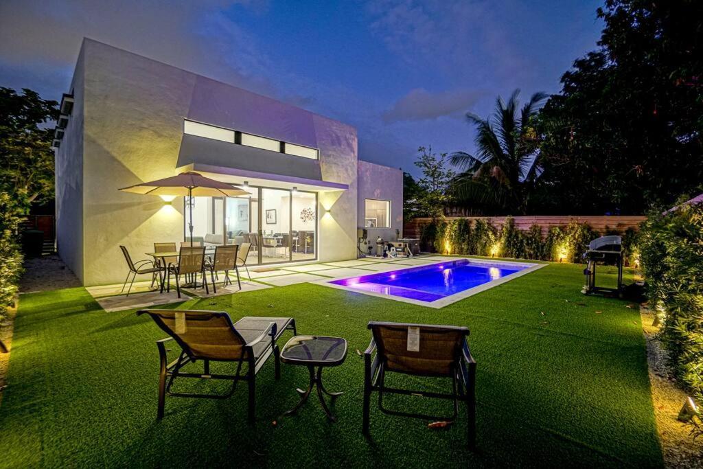 Design House -Heated Pool -Big Yard -Gated Parking Βίλα Μαϊάμι Εξωτερικό φωτογραφία