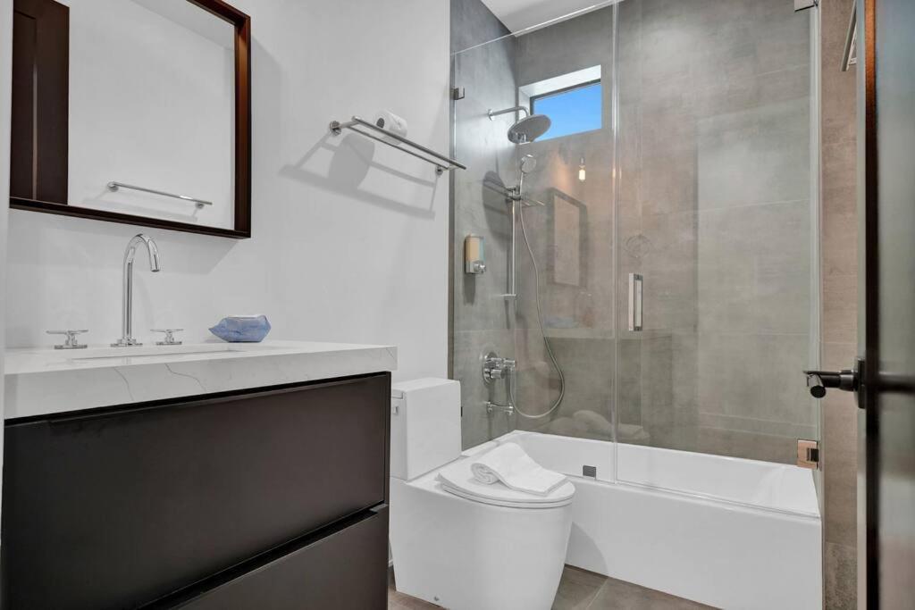 Design House -Heated Pool -Big Yard -Gated Parking Βίλα Μαϊάμι Εξωτερικό φωτογραφία