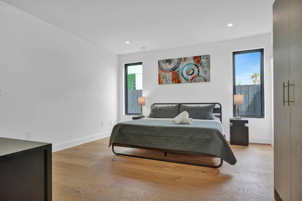 Design House -Heated Pool -Big Yard -Gated Parking Βίλα Μαϊάμι Εξωτερικό φωτογραφία
